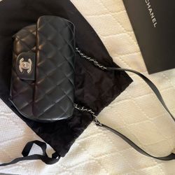 Chanel shoulder Bag 