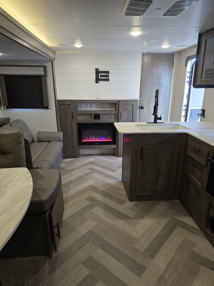 Rv Travel Trailer 26 Ft 2021