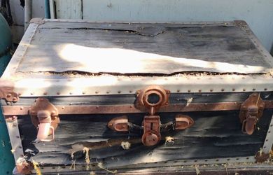 Great Halloween decorations Antique Steamer Trunk and small locker truck