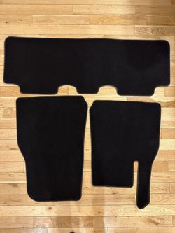 New OEM model Y car mats