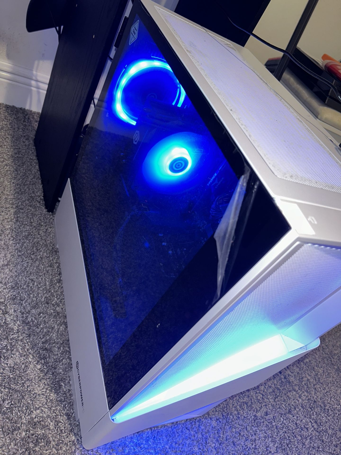 Full Cyberpower Gaming Setup