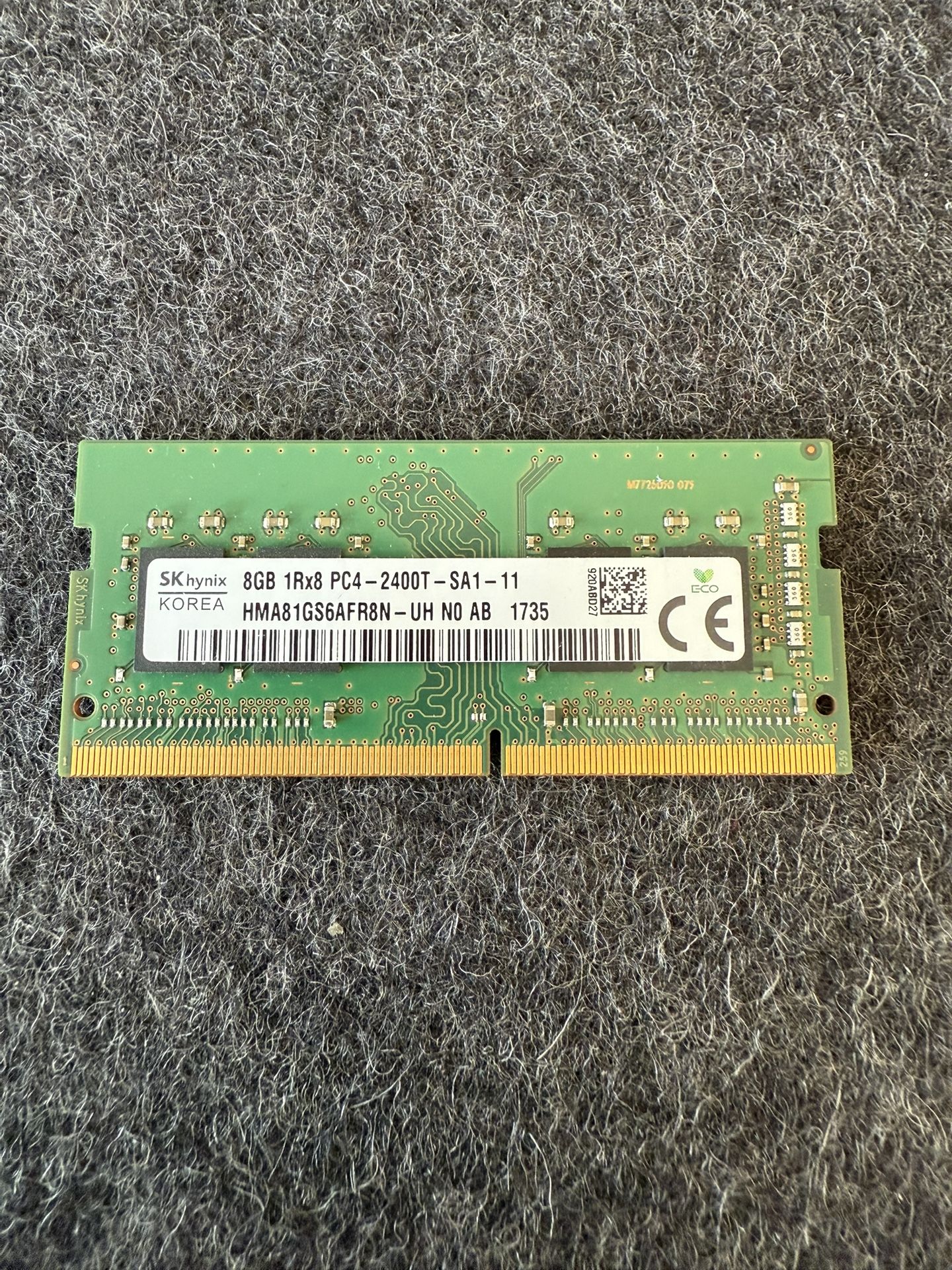 8GB RAM 256GB NVMe SSD Lenovo Battery