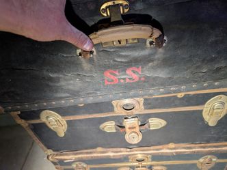 30" Storage Chest Trunk black