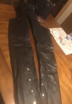 Ladies black leather riding chaps size 8