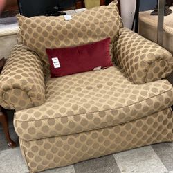 Tan Thomasville Oversized Chair