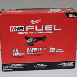 Milwaukee M18 FUEL 18V Lithium-Ion Brushless Cordless 4-1/2 in./5 in. Grinder w/Paddle Switch (Tool-Only) Brand New 