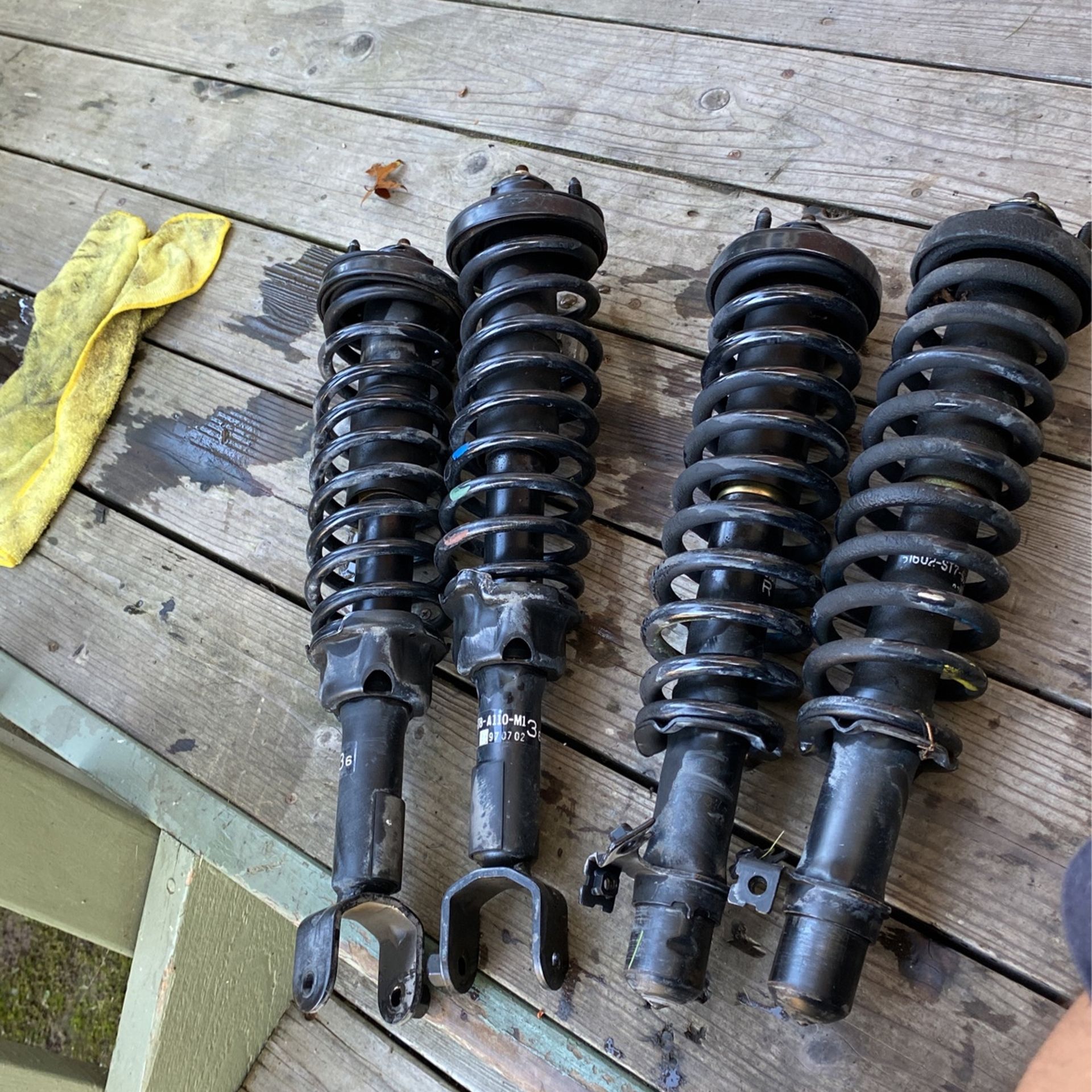 Stock Shocks For Honda Civic And Acura Integra