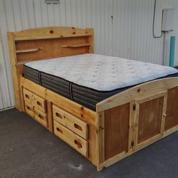 Full size Capitain's Bed 