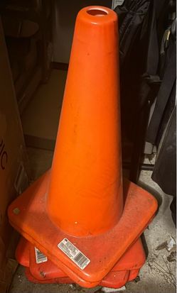 5pc 18” Traffic Cones