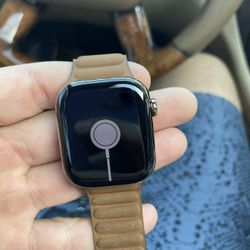 Apple Watch 11-42mm Gold titanium