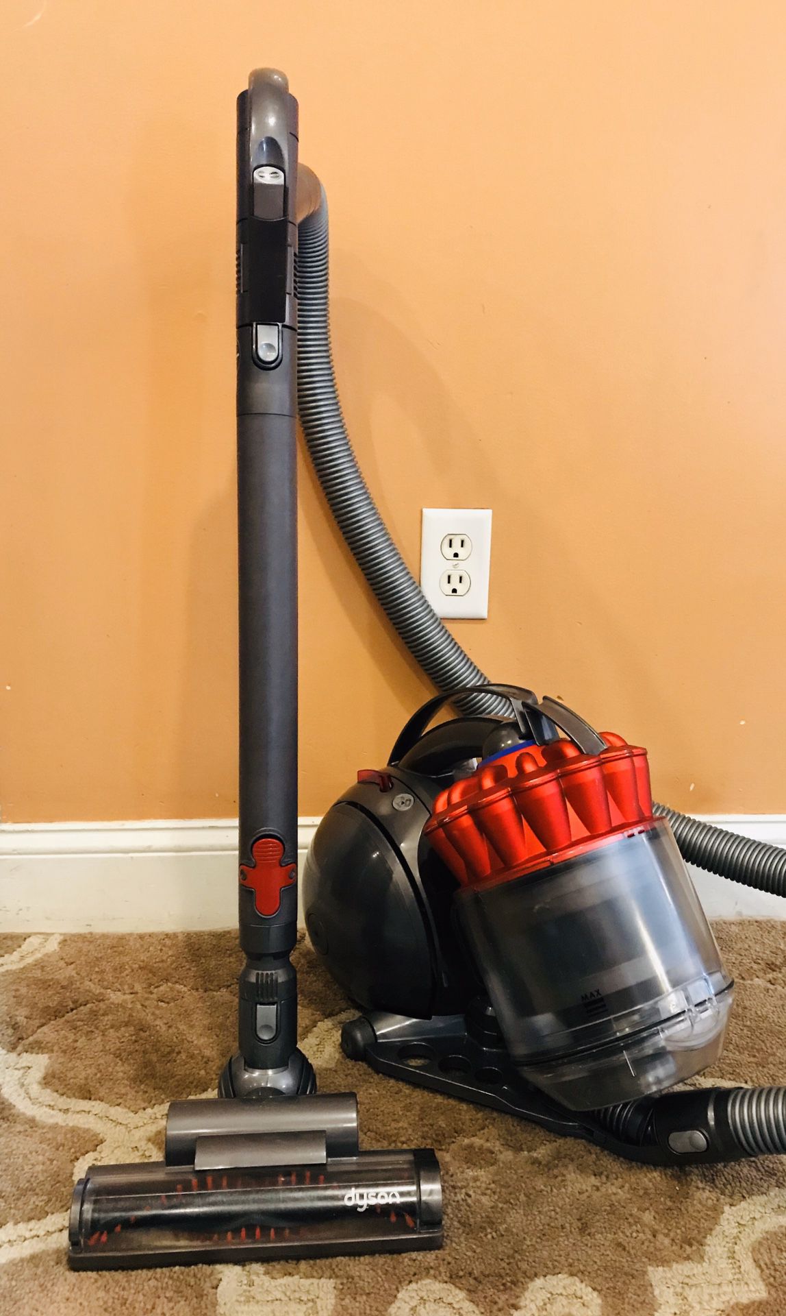 Dyson Dc39 Bagless canister vacuum cleaner