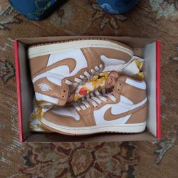 Women’s Air Jordan 1 High OG “Praline” Size-8.5 (FN6622 201)