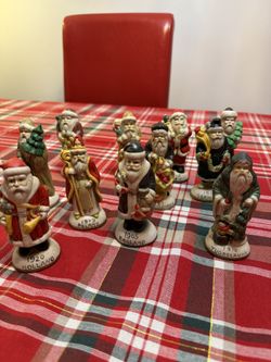 Small Glass Santa From Eleven Countries