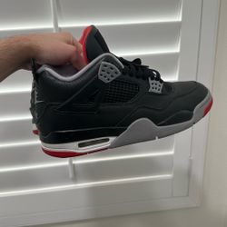 Bred 4 Jordan Size 9.5 Men 