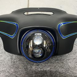 Harley Davidson Street Glide 14-23 Batwing Outer Fairing With Headlight.