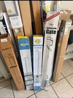 Retractable Gate Indoor Outdoor Baby Safety Gates Lot