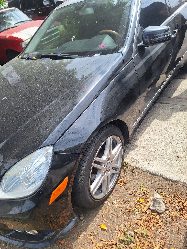 2011 Mercedes-Benz E-Class