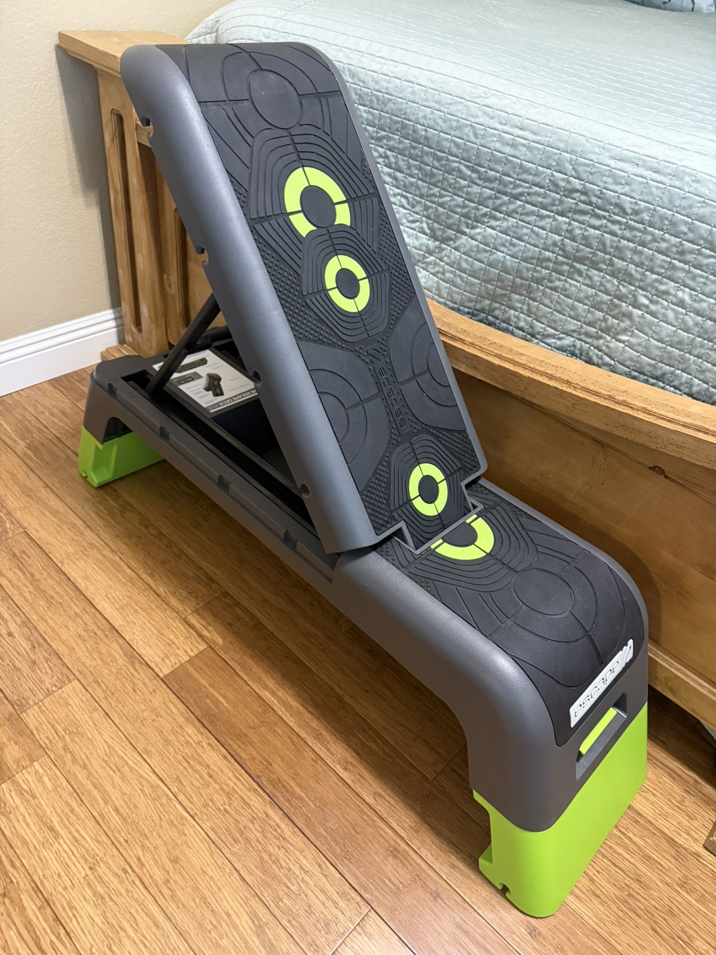 Escape Deck Workout Bench