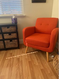 Side chair