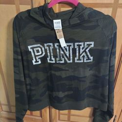 Brand New With Tag Victoria's Secret Camo Cropped Hoodie Sweatshirt 