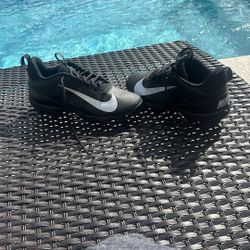 Nike Alpha Menace 4 Cleats 