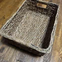 New Woven Storage Basket 17” x 12” 