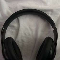 Beats Studio Pro Black