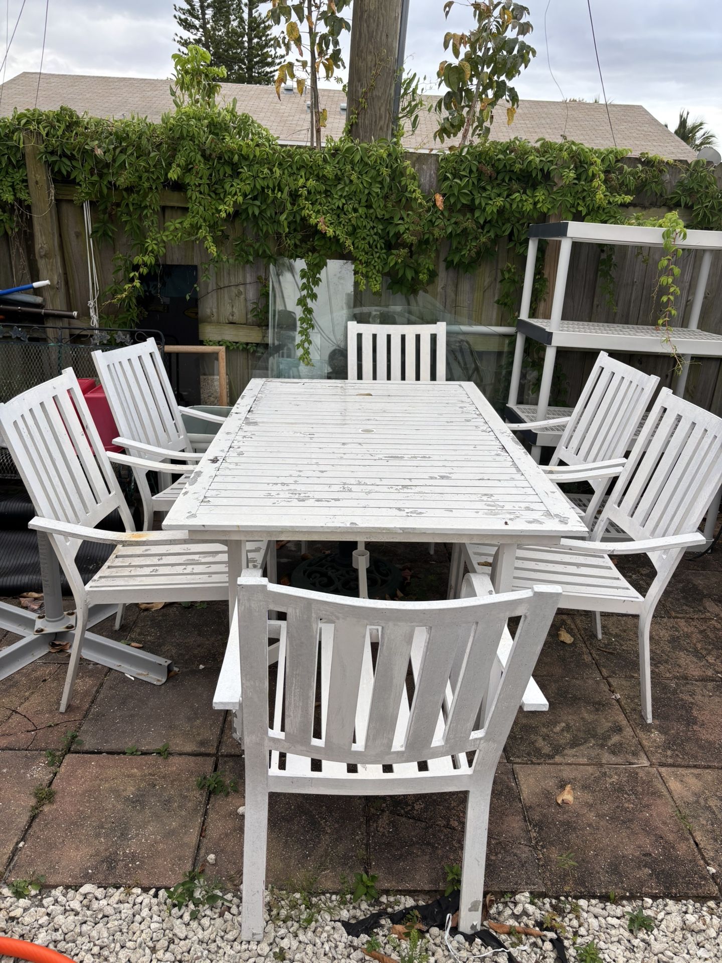 Patio Set. Cast Iron 7 Pieces