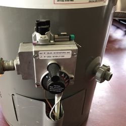 30 gal. gas water heather like new