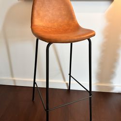 Set of 4 Modern Faux Leather Bar Stools – Like New