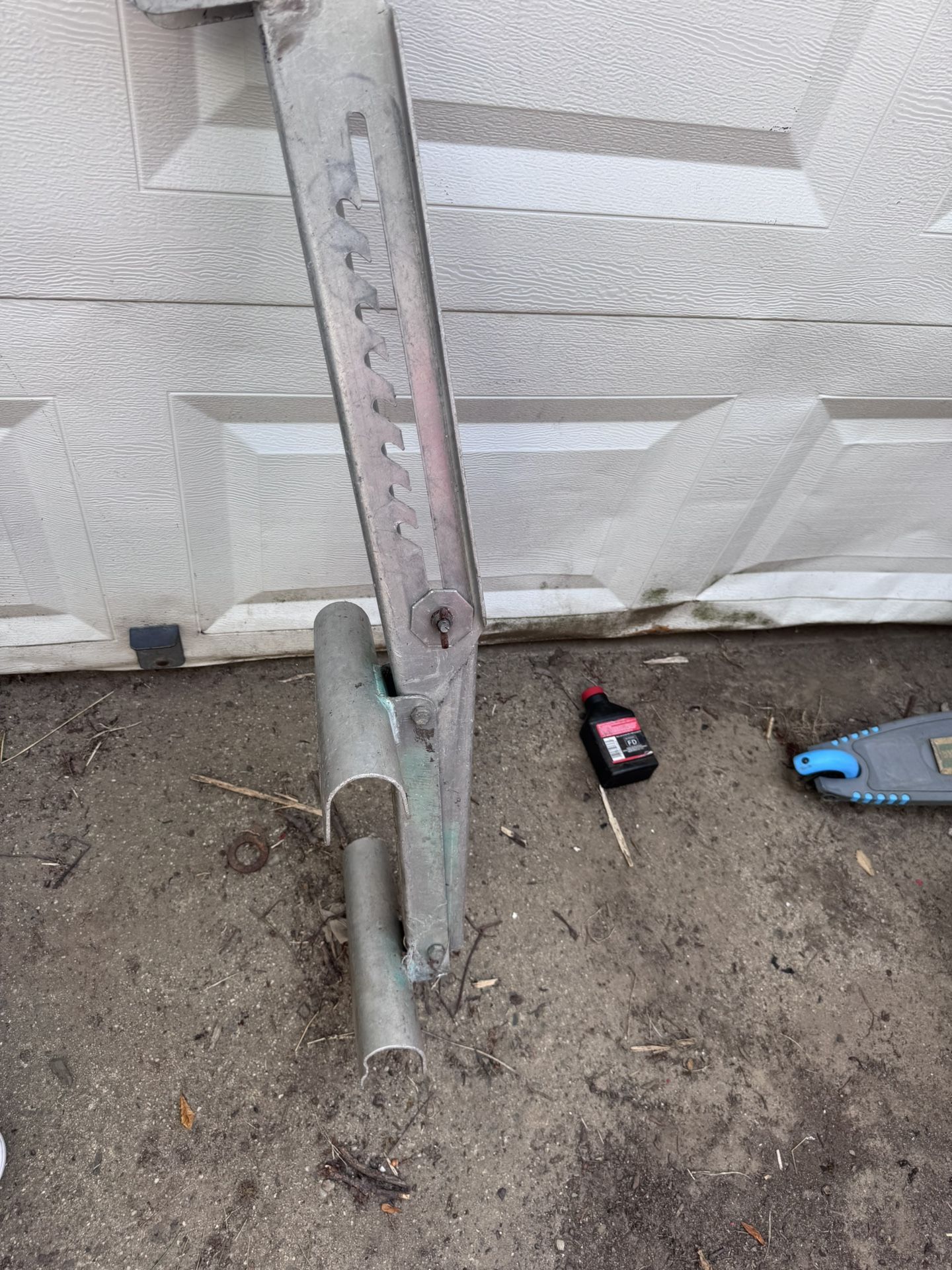 Ladder brackets