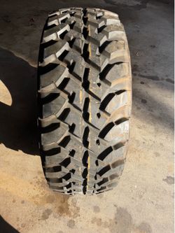 33/12.50R15 Bridgestone Dueler M/T