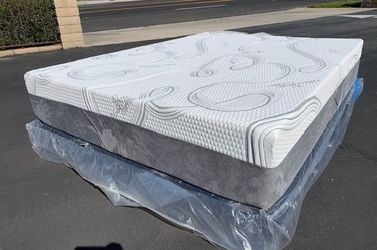 Cal King Organic Cool Gel Memory Foam!•••