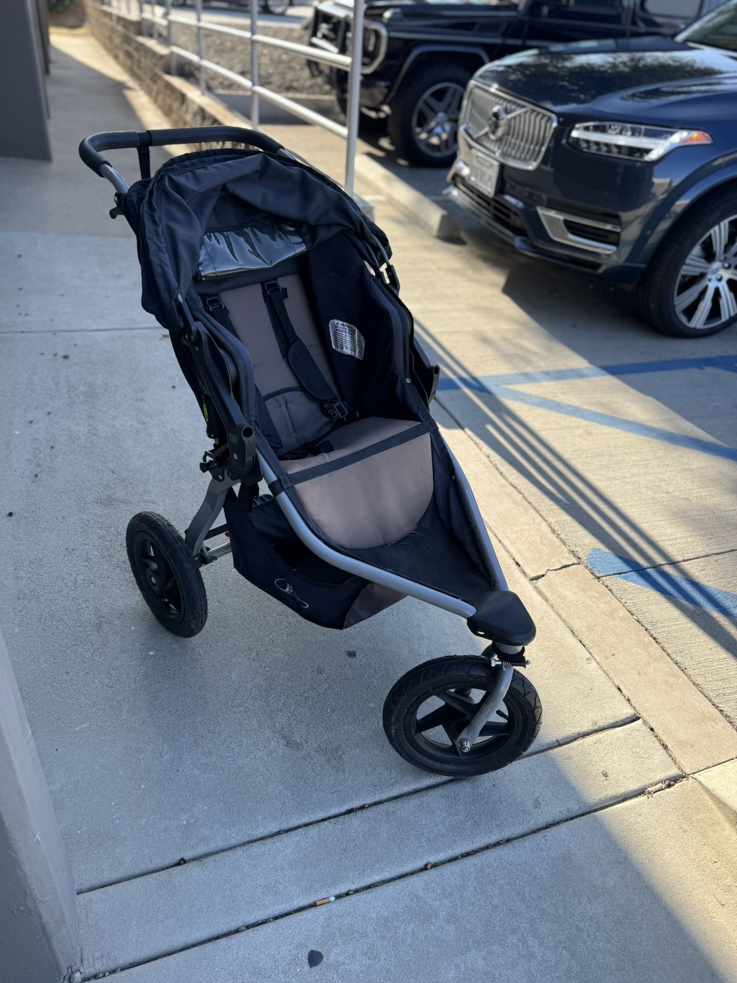 Bob Stroller Used
