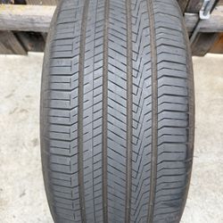 1 Hankook Tire 235/45/18