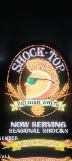 SHOCK TOP LED LIGHT .DODGERS & ANGELS BOBBLEHEADS AVAILABLE. ( ALSO PLENTY OF NEON SIGNS / LIGHTS AVAILABLE FOR SALE  )TAP HANDLES