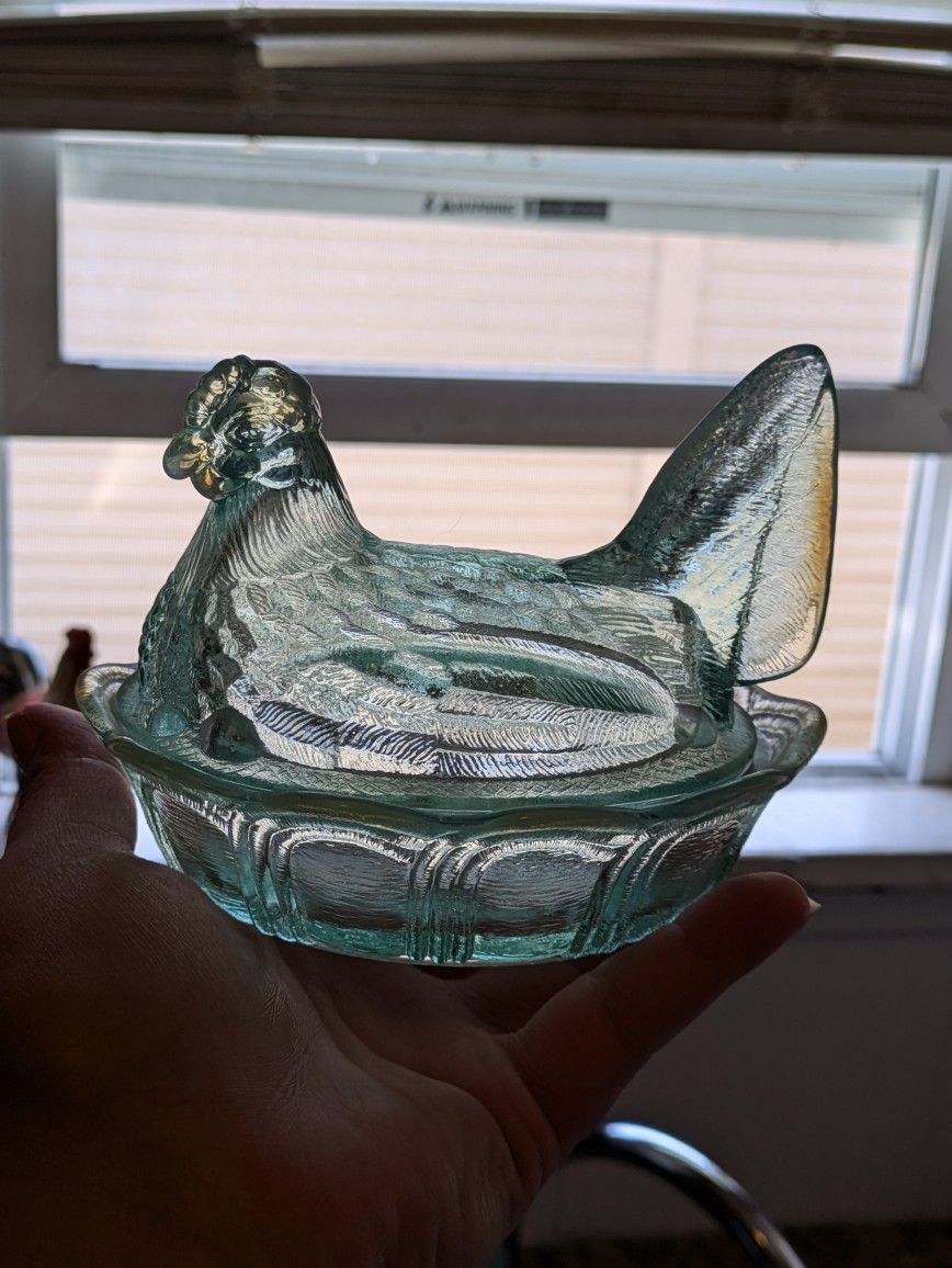 Rare Aquamarine Fenton 6" Hen On A Nest