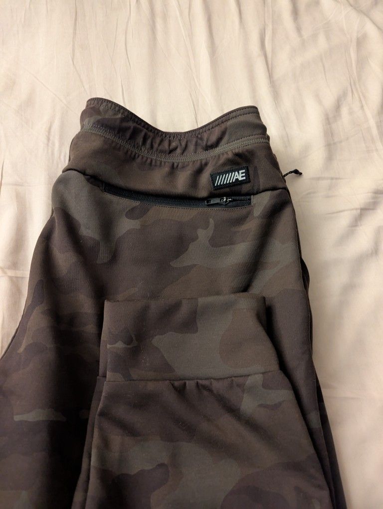 Women's Sweat Pants & Danskin Pants & Black & White Flag Pants