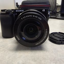 Sony a6000 with Lens and accessories 