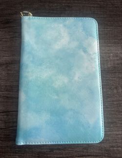 Blue Small Faux Leather Binder Organizer with Pockets and Gold Pen