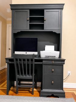 Computer desk hutch