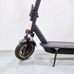 Brand New In Box Adult Electric E Scooter E-scooter Max Foldable , LM-02 Perfect For Sdsu Ucsd Usd for Sale in Bonita, CA - OfferUp