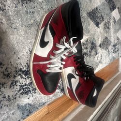 Jordan Size 9 1 Mid Chicago Black Toe Original