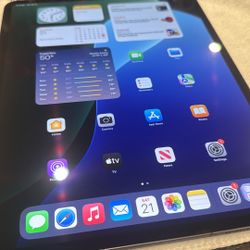 Apple IPad 13 Inch M4 1TB Unlocked A Stock Great Price 