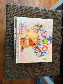 Pokemon Prismatic evolutions etb