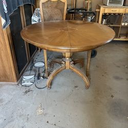 Vintage wooden tabke and 4 Chairs
