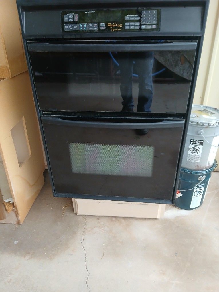 Electric Wall Oven And Microwave