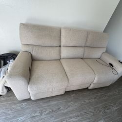 Beautiful Recliner Couch 