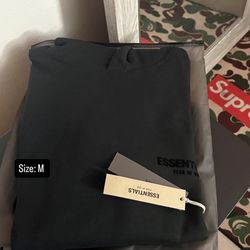 Medium Essentials Hoodie