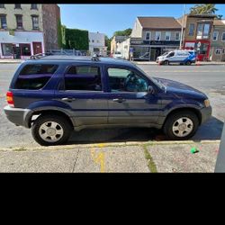 2004 Ford Escape